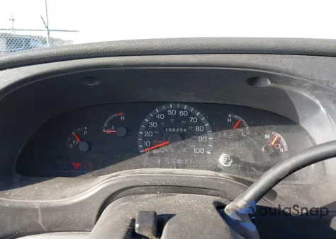 2003 Ford E-250 Commercial/Recreational z USA, uszkodzony, nr VIN 1FTNE24L33HA84344